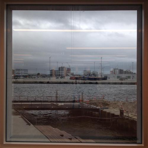 window // picture // me #aarhus #harbour #havn #work #veromoda #bestselleroneworld #bestseller #buyi