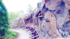  Full Ride-Through: Take a trip aboard Seven Dwarfs Mine Train in New Fantasyland