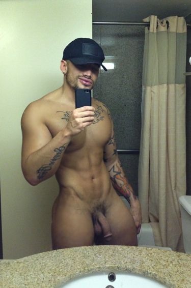 a1972guy:  blacktexassmuscle:     Anthony adult photos