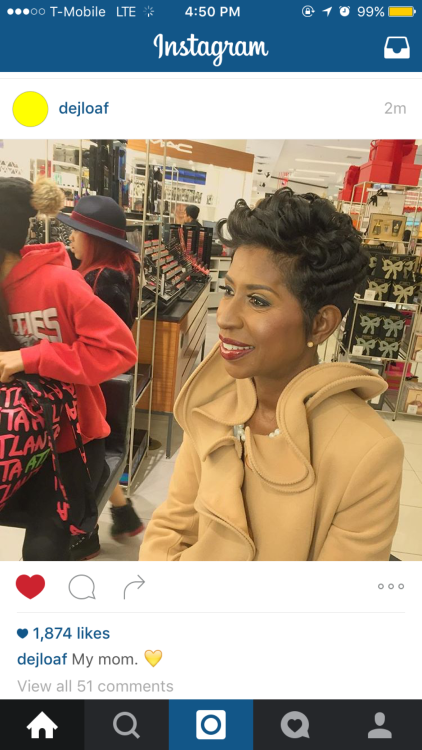 lonniiii:  Dej loaf and her mama look identical 😍😍😍😭😭🙌🏾🙌🏾🙌🏾   😍