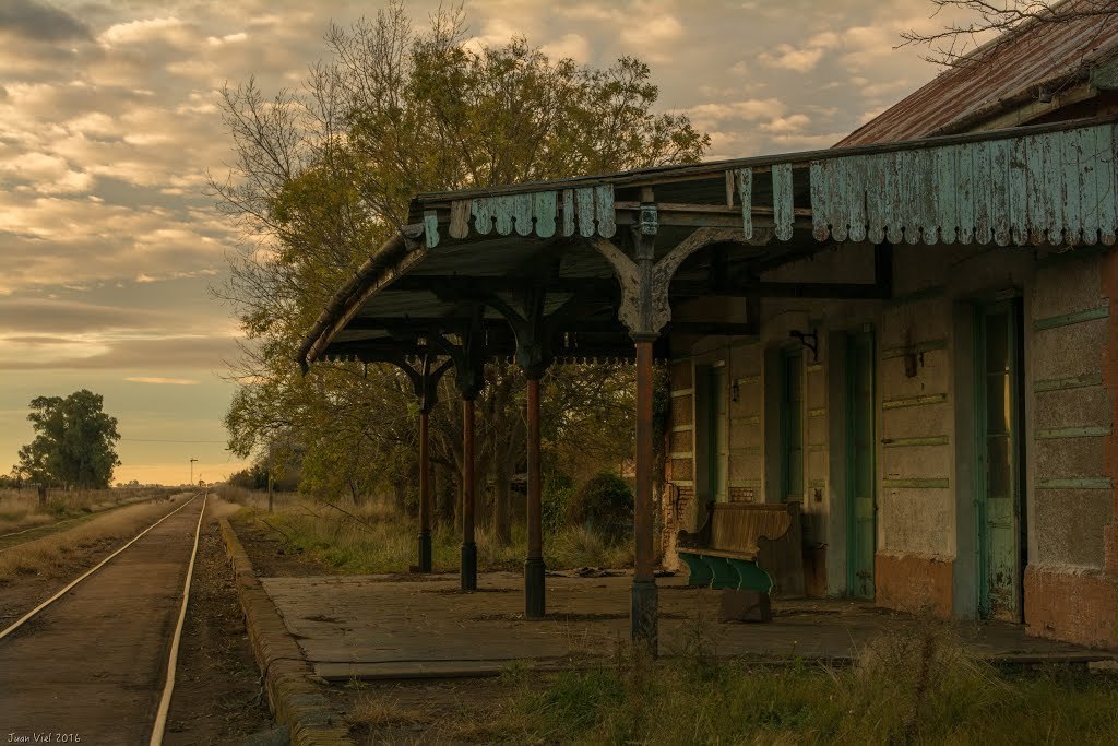 archatlas:    Abandoned Places in Buenos Aires  Small stories and architectonic