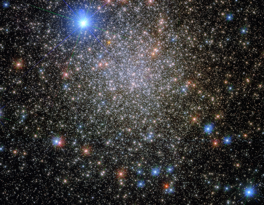 Hubble Reveals a ‘Rediscovered’ Star Cluster by NASA Hubble
