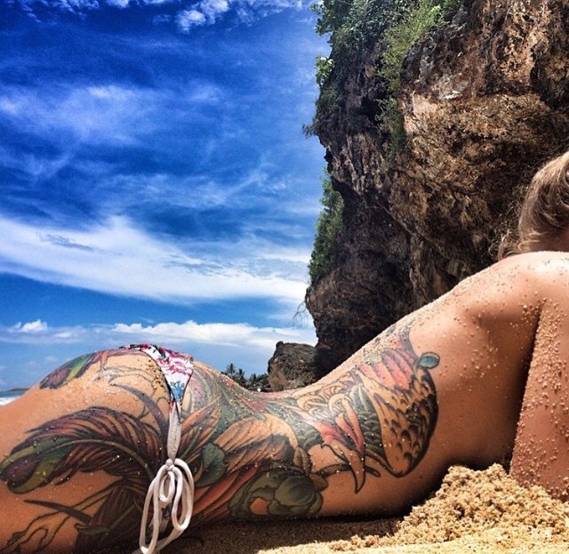 THE ÜBER SEXY INK