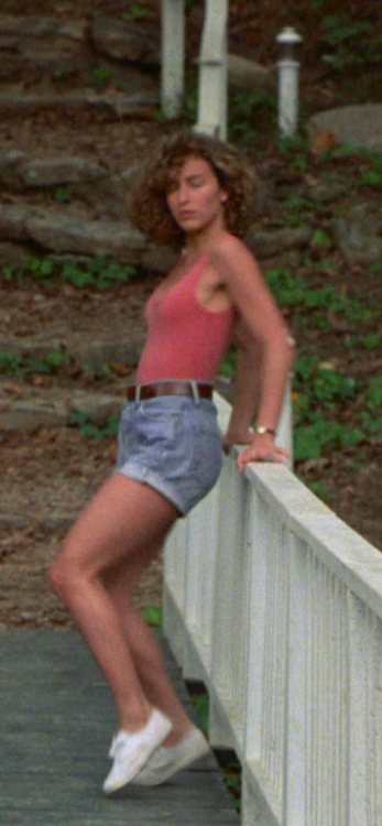 costumeloverz71: Baby Houseman (Jennifer Grey) Pink tank top & jean shorts.. Dirty Dancing (1987