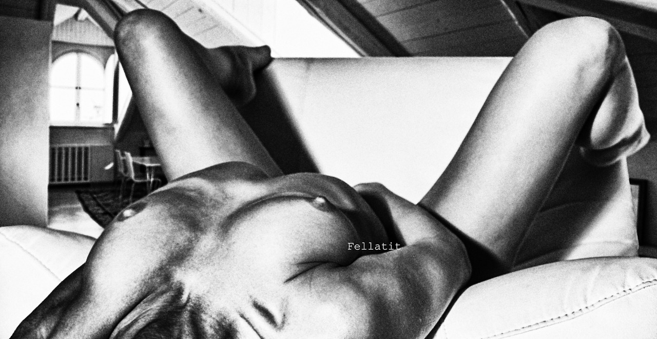 fellatit:Esplosiva e incontenibile intimità di Caterina, in uno scatto su pellicola
