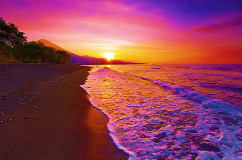 happy, contented &amp; blessed :) | via Tumblr en We Heart It. http://weheartit.com/entry/70915473/via/carina_tiedemann