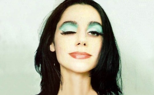 neptune-naiad:PJ Harvey #omg she is so beautiful.. #pj harvey