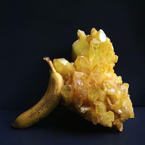 mineraliety:This is Art. Banana and Sunshine Aura Quartz still life by @able_ground ////////www.inst