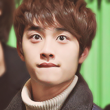 kaiwaiisoo:   the lost penguin  Kyungsoo being Kyungsoo at Sehun’s graduation ceremony