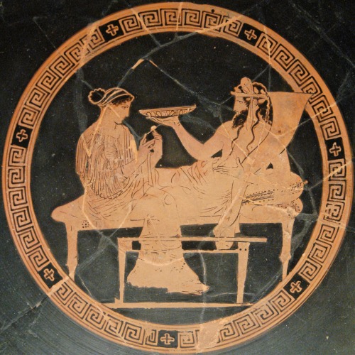 ancientart:Persephone and Hades. Tondo of an Attic red-figured kylix, ca. 440-430 BC. Said to be fro