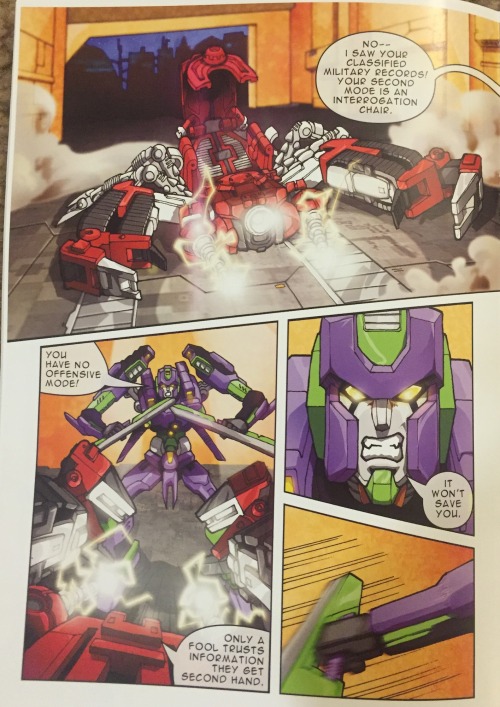 rnegastar:  rnegastar:The Mastermind Creations DJD toys come with little mini-comics that provide a backstory for the toy. I particularly enjoyed the comic that came with Kaon Anarchus, because look who else is featuring prominently 😍 These are obviously