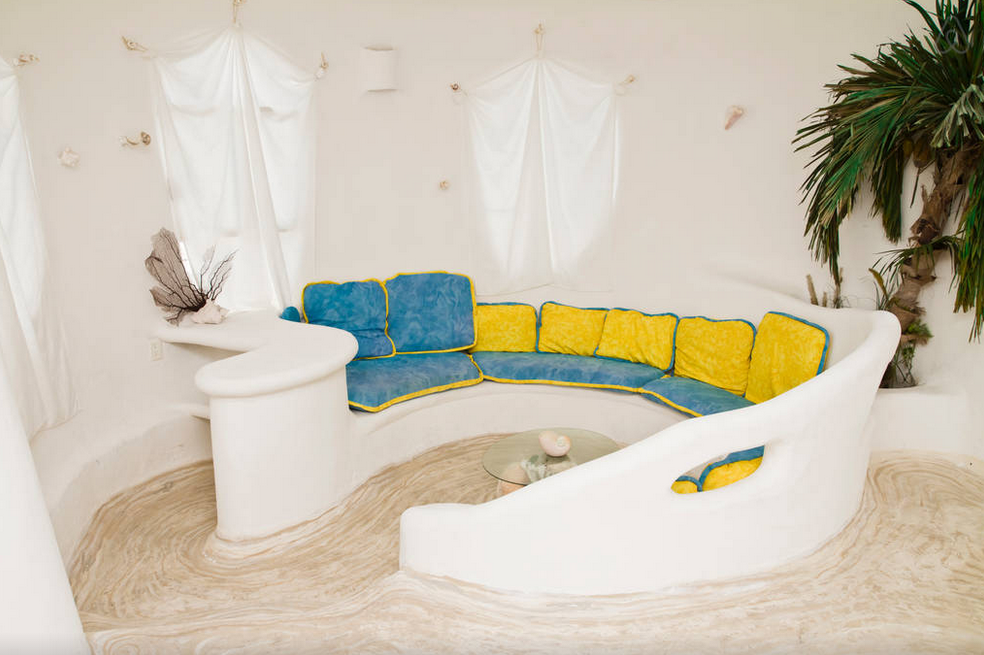 bnbcorners:  The Seashell House, Isla Mujeres, Mexico2 Bedrooms, 2.5 BathroomsAccommodates