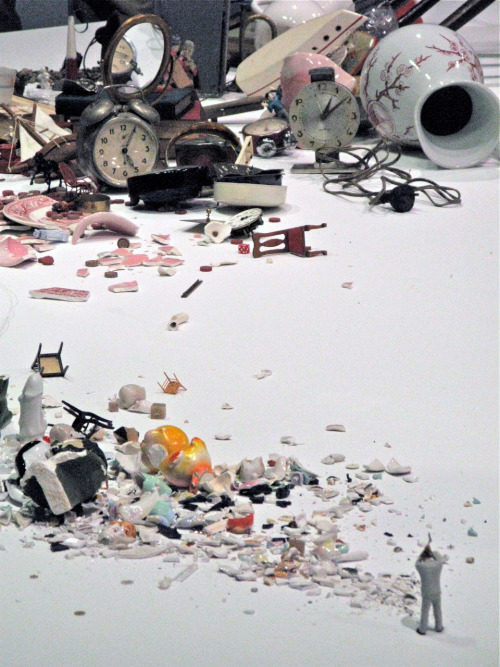 likeafieldmouse:Liliana Porter - Man with Axe (2011)