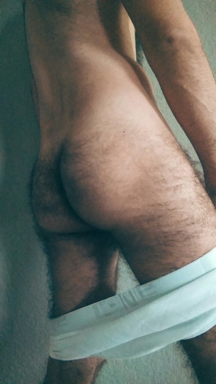 neverenoughscruff:  Just making up for no more nudes in Playboy