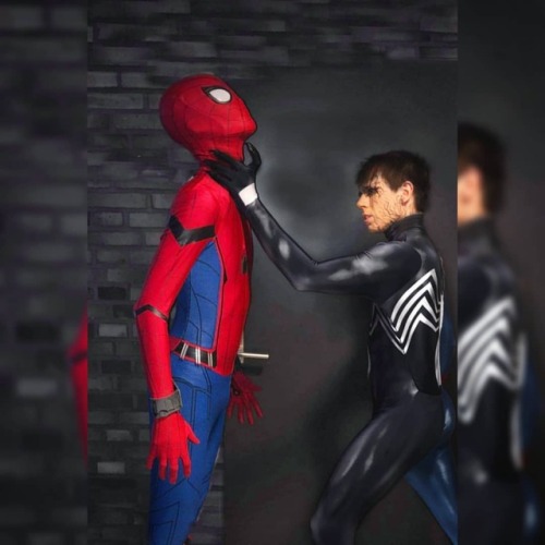 I think this accurately displays my jealousy over @therpcstudio Spidey suits compared to my ZentaiZe