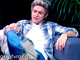 worknarry: Harry being an asshole with Liam and a sweetheart with Niall (▰˘◡˘▰)