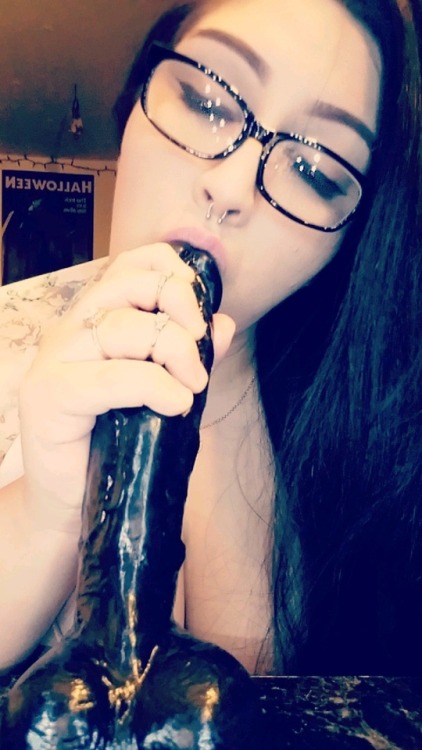 sandyxrated:  2045420:  sandyxrated:  Favorite photo set! I look good with glasses on lol 🤓😙  You look good sucking  cock  😊😉  Thank you for not wearing those stupid urkel glasses (old people glasses/from 80’s)