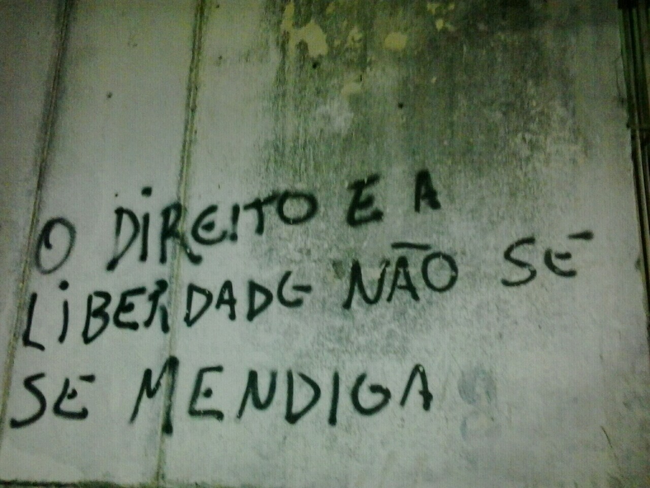 LADRILHO