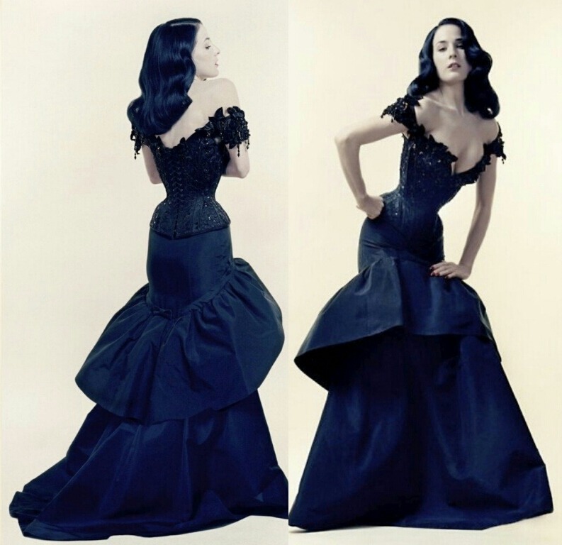 spiffy-ritzy:  Dita Von Teese for Vogue US, March 2004 Corset by Mr. Pearl 