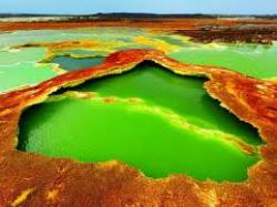 sixpenceee: Dallol is a volcanic crater located