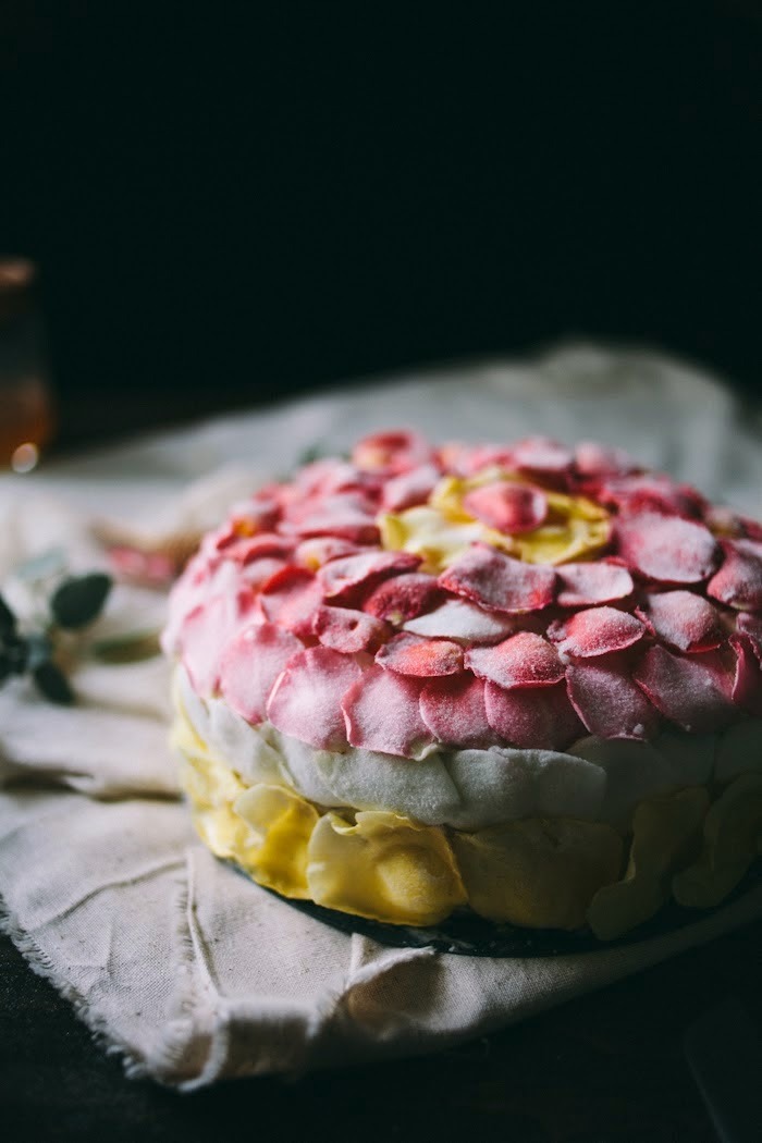 sweetoothgirl:    Salted Caramel Rose Cake  