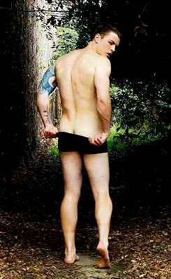 gaythoughtsofficial:  Follow Gay Thoughts for more! Check out our models, and user