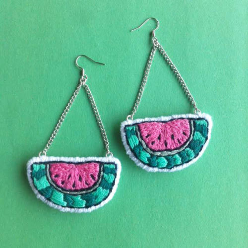 susiesfancies:whiteantcrawls:sosuperawesome:Embroidery Hoops and Earrings by Kardos Workshop on Etsy