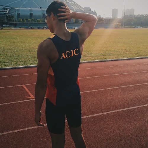 sg-twinkboy: hornysgboi: Samuel Ng - Nooooo..he isn’t Chindian, though he stands next to one. Hottie