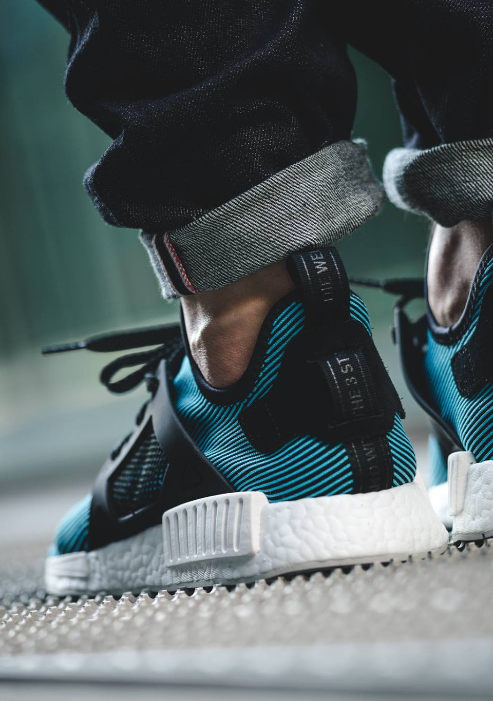 nmd xr1 bright cyan