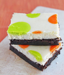 thecakebar:  Polka Dot Cheesecake Brownies