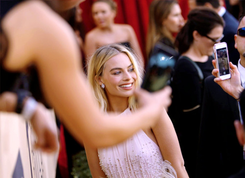 Sex margotnews:  Margot Robbie attends the 24th pictures