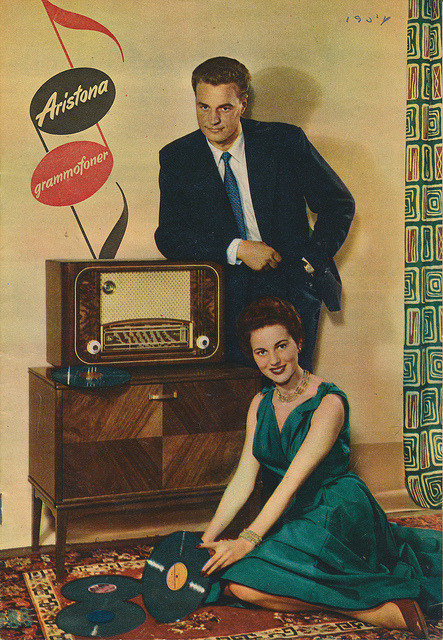 Porn photo excitingsounds:  Aristona grammofoner, 1954