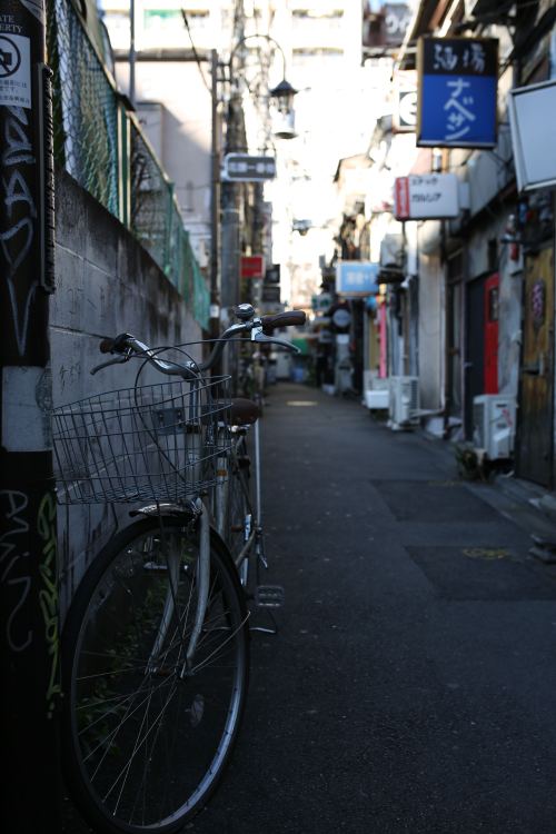 “Golden Gai” Shinjuku, Tokyowww.jamescarmody.tumblr.comwww.instagram.com/jamesca