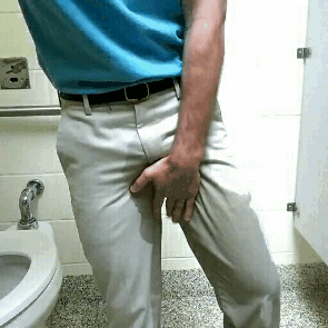 theguysearcher:Wet ass FUCK!!! This is so hot!!!!