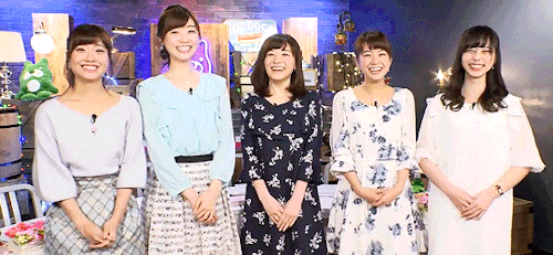 masatokusaka: Since this past week’s episode of Friday TheNIGHT aired on the fifth Friday of the month, all 4 of the weekly assistant MCs appeared together for the first time! And since it was technically already April 1st, they surprised Ayachan by