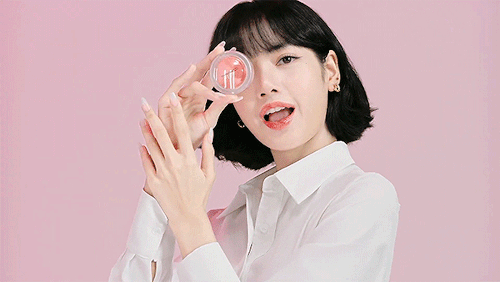 LETS GLOW PLAY! | MAC | Lalisa Manoban