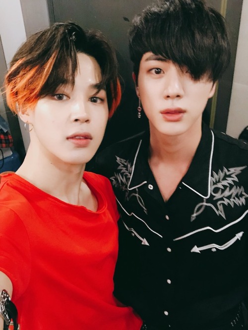 allforbts: 181204 Jimin’s Tweet우리 맏형 사랑하는 맏형 생일 진심으로 축하합니다 ❤️❤️☺️❣️ #JIMIN #맏내생일ㅊㅋOur matnae, 
