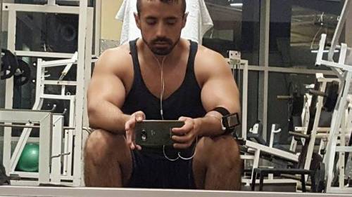 Late Night As Usual, But It's Always Better That Way. Time To Pay Attn. To These Arms And Shoulders I've