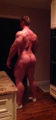 Ultimateblackmuscle:  White Boy Got Back!!!!!!!!!!!!!