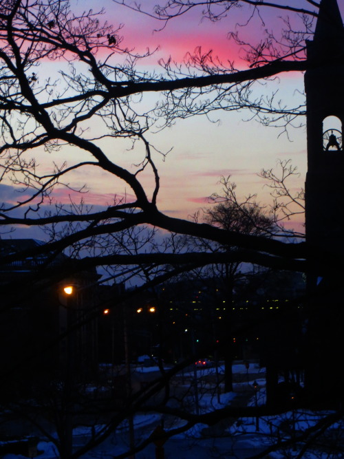 stephenhawqueen:  this was literally only like a week apart and it snowed so much last night and the skys so bright now i thought the bell tower was floating this morning 