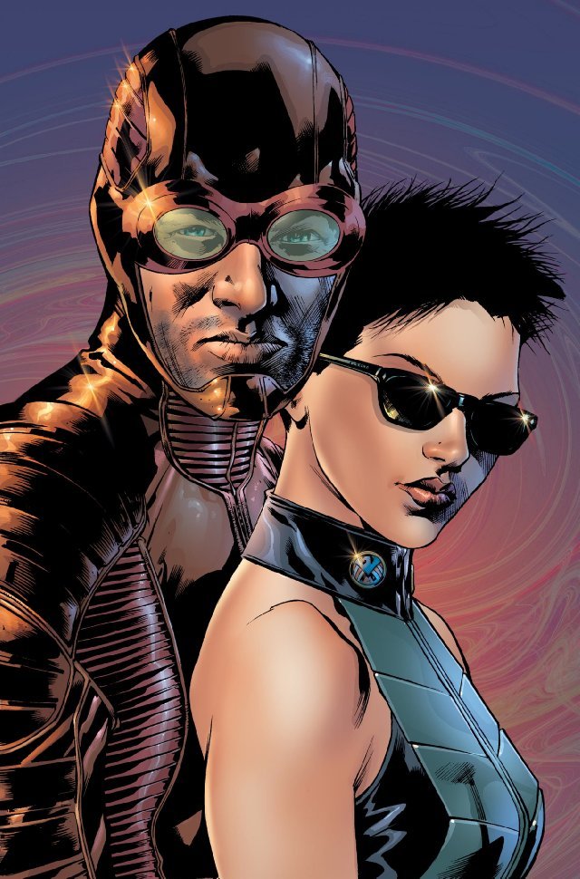 lospaziobianco:  by Bryan Hitch