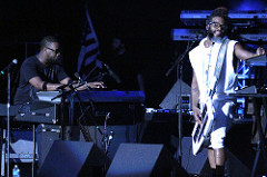 The Robert Glasper Experiment at The Dell