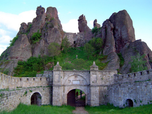 The entrance to Belogradchik Fortress, Bulgaria (by dickcherryunlimited).