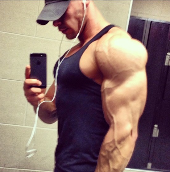 musclecorps:  I am in looooooovvvvveeeeeee!