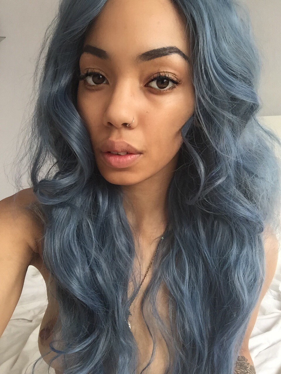childofthe-universe:I don’t have to crop this on Tumblr. 👌
