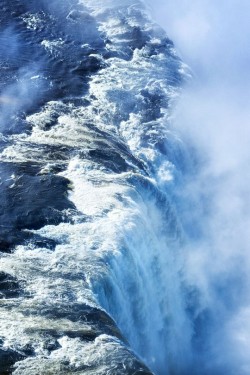 e4rthy:  Victoria Falls by David Duffy