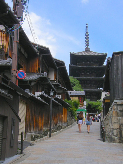 five-story pagoda by HideoVia Flickr:Kyoto