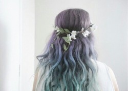 lunarr-mermaid:  💐🌷 on We Heart It.