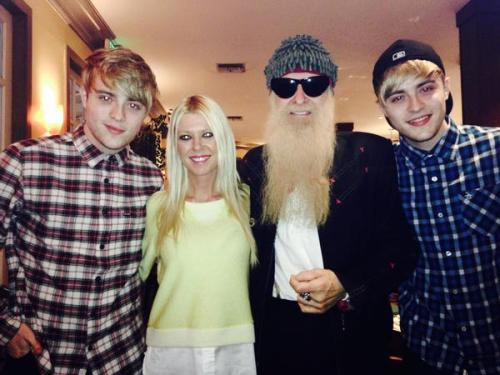 John and Edward are back in LA for awards season, and have met up once again with BFF Tara Reid. Th