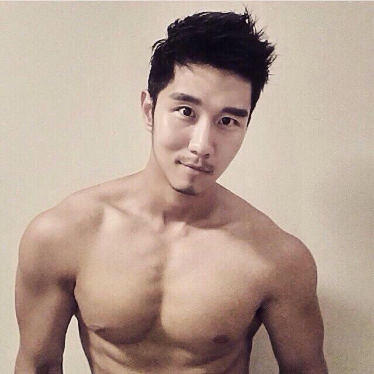 rebelziid:  Asian Men  [ Take him home ]